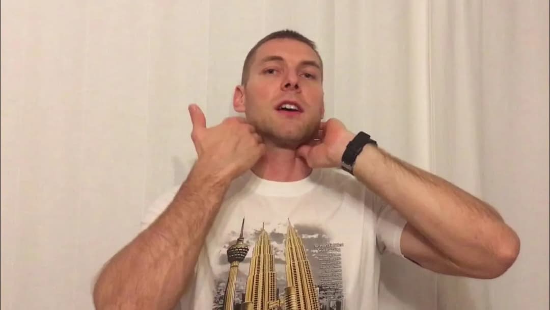 Jak skręcić kark: niebezpieczeństwa i ryzyko związane z tym działaniem