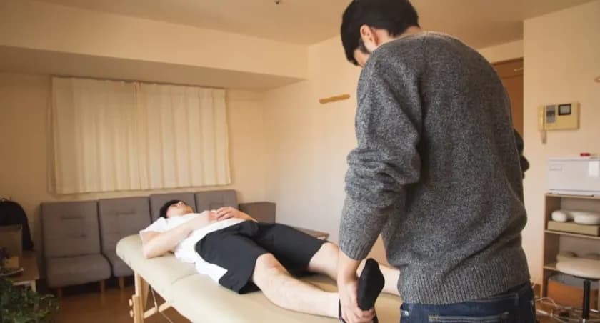 Czym się różni osteopata od fizjoterapeuty? Kluczowe różnice i metody