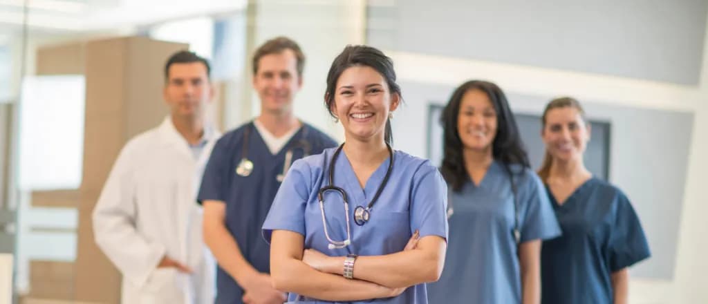 Pielęgniarstwo czy fizjoterapia: która profesja przynosi więcej satysfakcji?